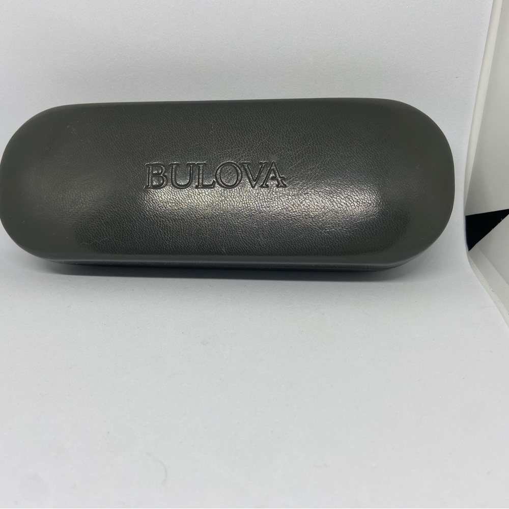 Bulova Hard Clamshell Eyeglass Case Dark Gray/Black